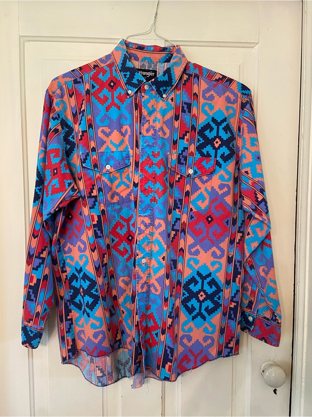 Vintage Wrangler Turquoise Coral Red Navy Brushpopper Western Shirt.